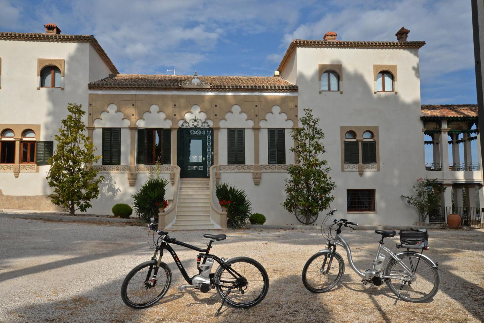Hotel Eco Con Encanto Masia La Mota 2*